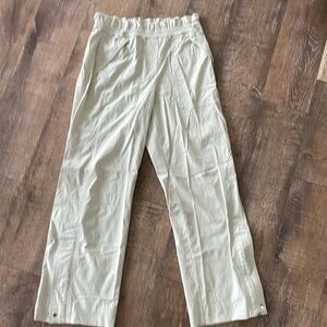 Athleta Trekkie High Rise Parachute Pant Size 6